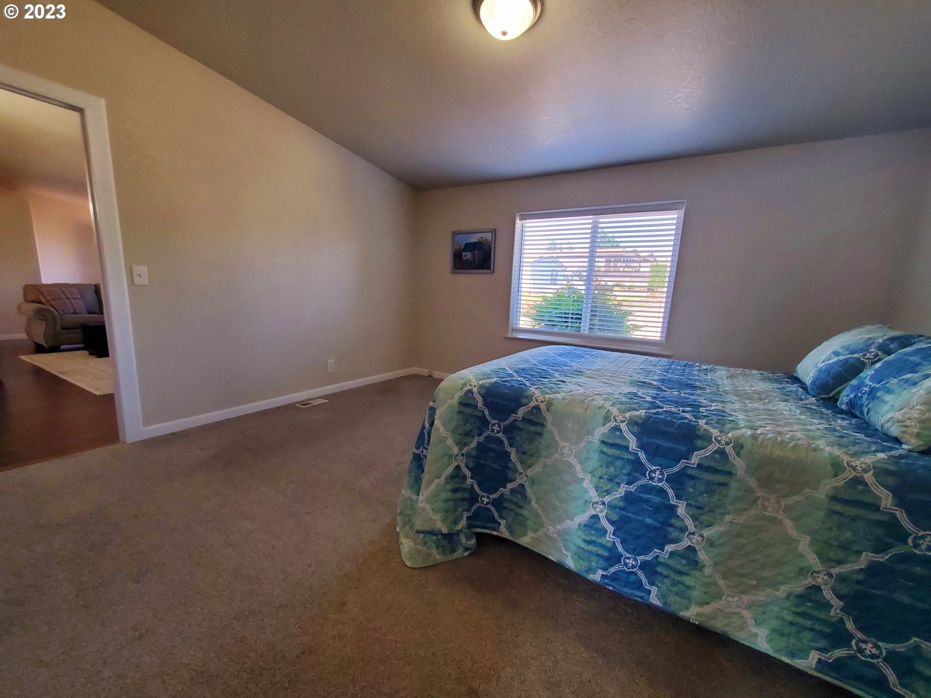 245 Adams Loop Roseburg, OR 97471 - Photo 13 of 38 Gallery Image 13