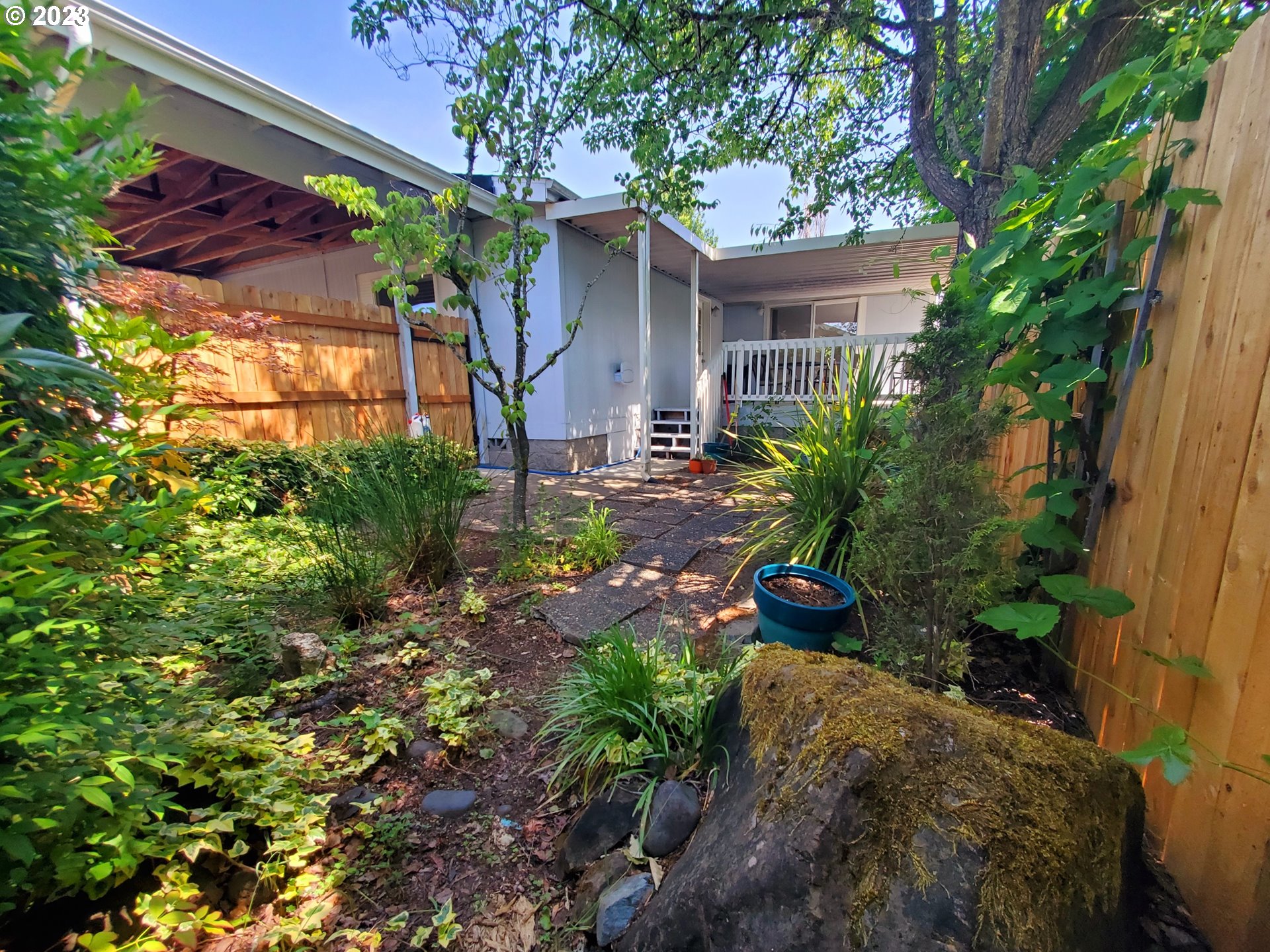 245 Adams Loop Roseburg, OR 97471 - Photo 29 of 38 Gallery Image 29