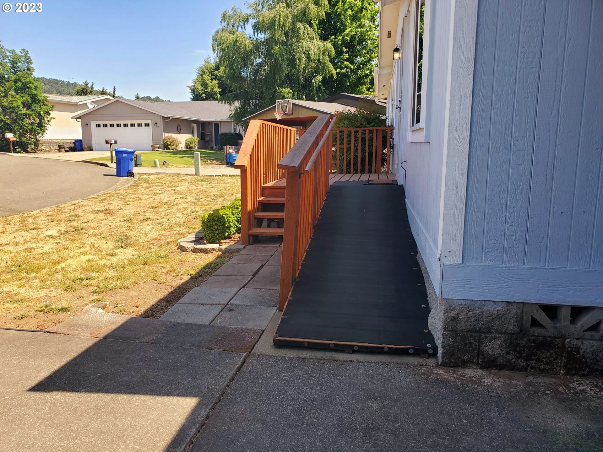 245 Adams Loop Roseburg, OR 97471 - Photo 36 of 38 Gallery Image 36