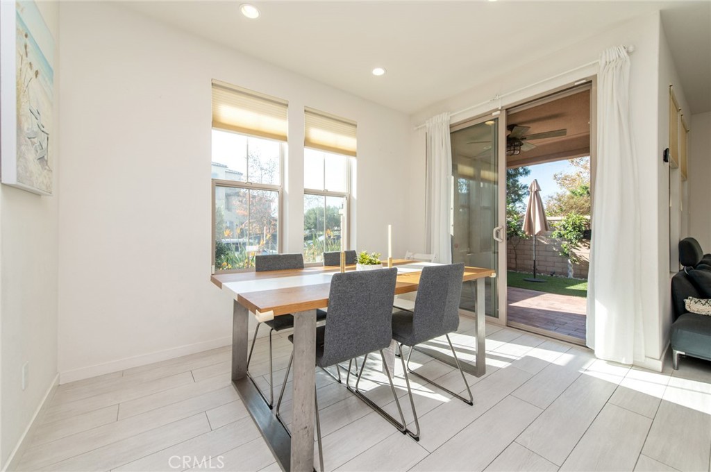 192 Finch Lake Forest, CA 92630 - Photo 5 of 43