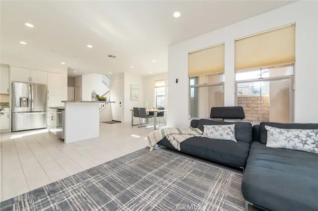 $1,350,000 | 192 Finch, Lake Forest, CA 92630