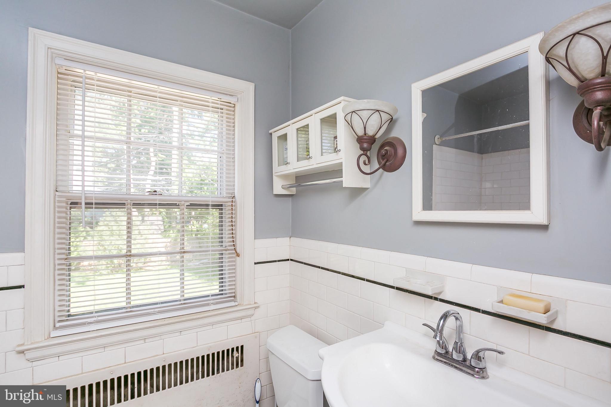 604 Stevenson Lane Towson, MD 21286 - Photo 13 of 22