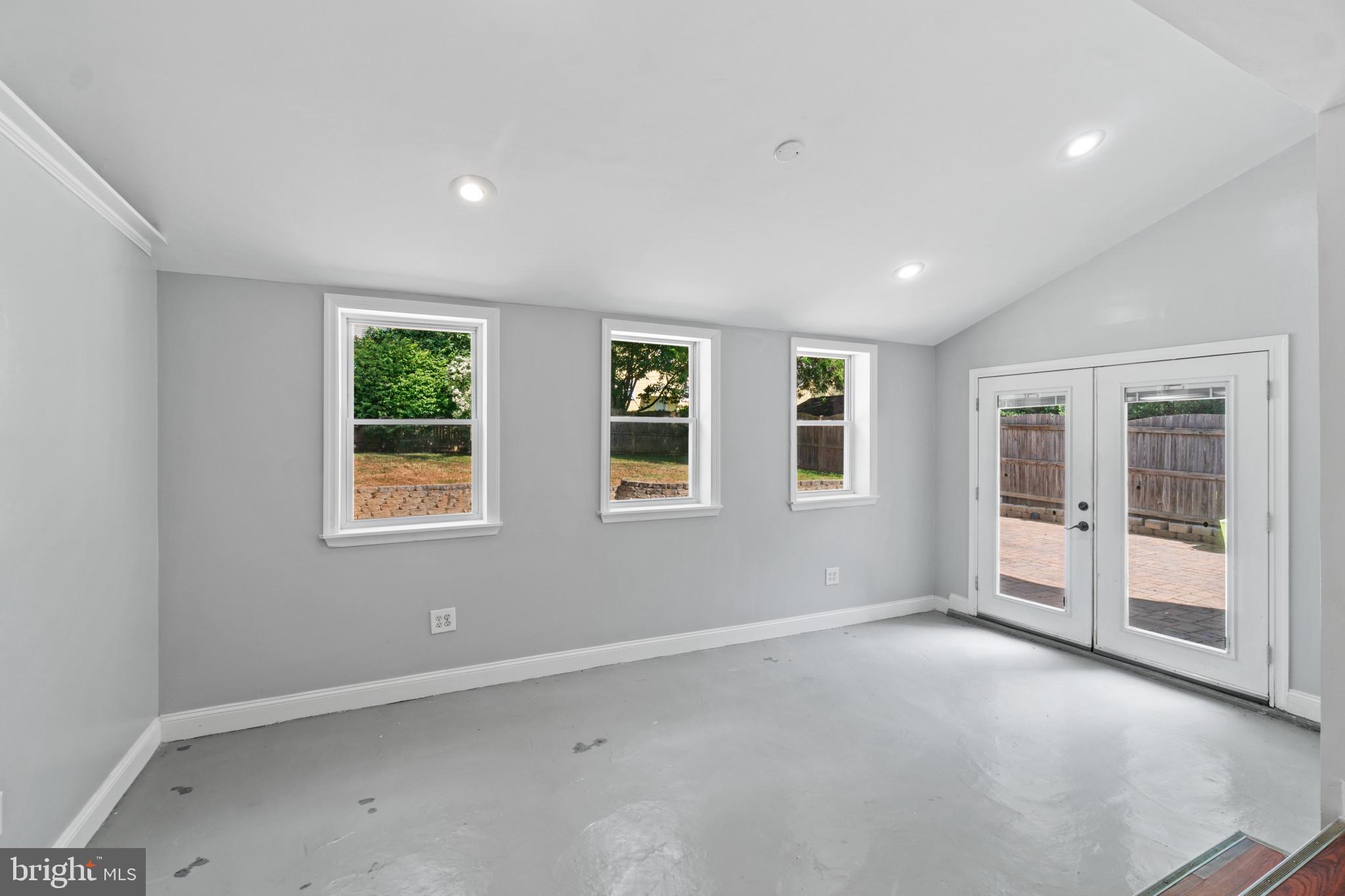 604 Stevenson Lane Towson, MD 21286 - Photo 7 of 22