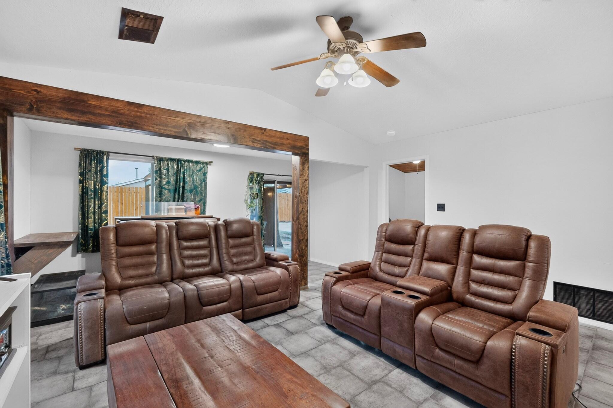 1092 Sand Dune Road Northeast Rio Rancho, NM 87144 - Photo 15 of 37 Gallery Image 15