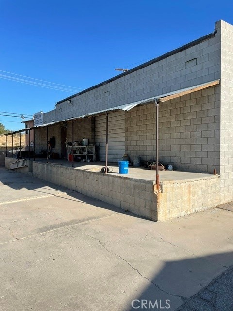 14160 Hesperia Road Victorville, CA 92395 - Photo 8 of 9 Gallery Image 8