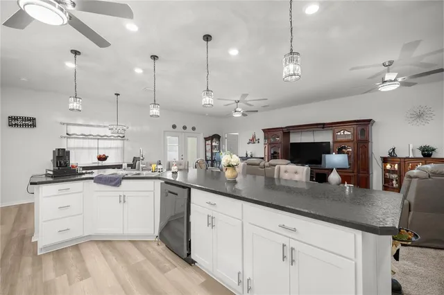 $399,000 | 9074 Southeast 48th Court Road, Ocala, FL 34480