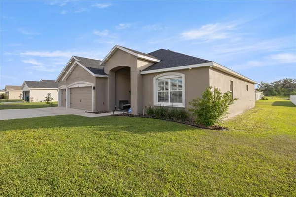 $390,000 | 9074 Southeast 48th Court Road, Ocala, FL 34480