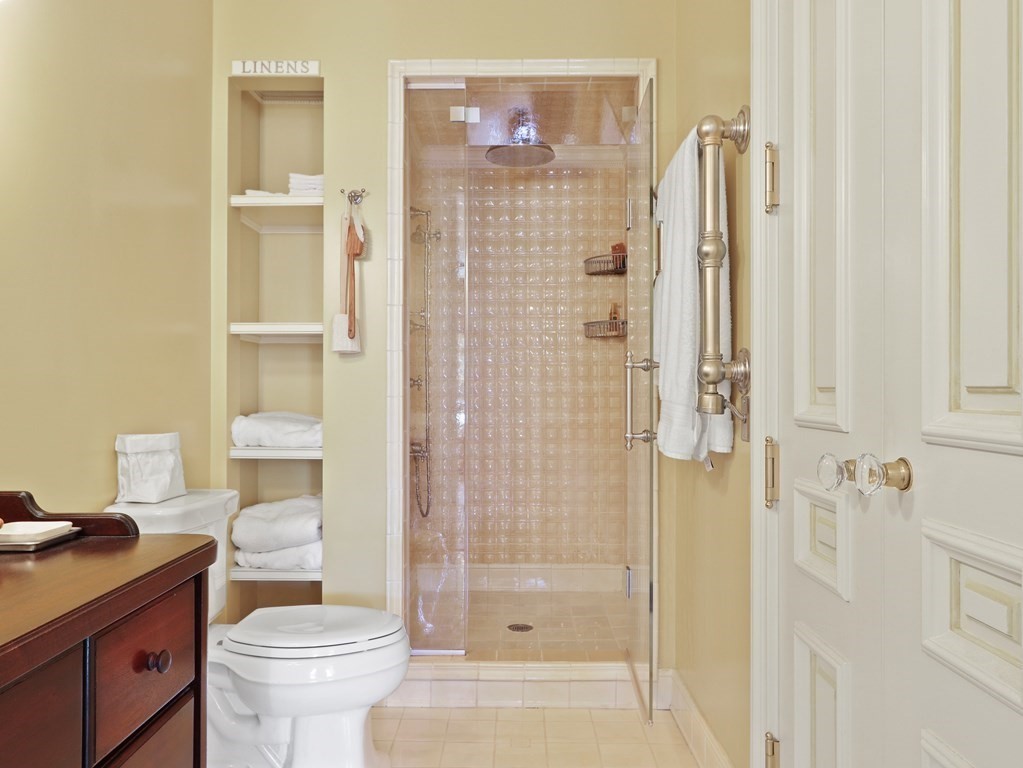 357-359 Beacon Street, Unit 4 Boston, MA 02116 - Photo 14 of 24