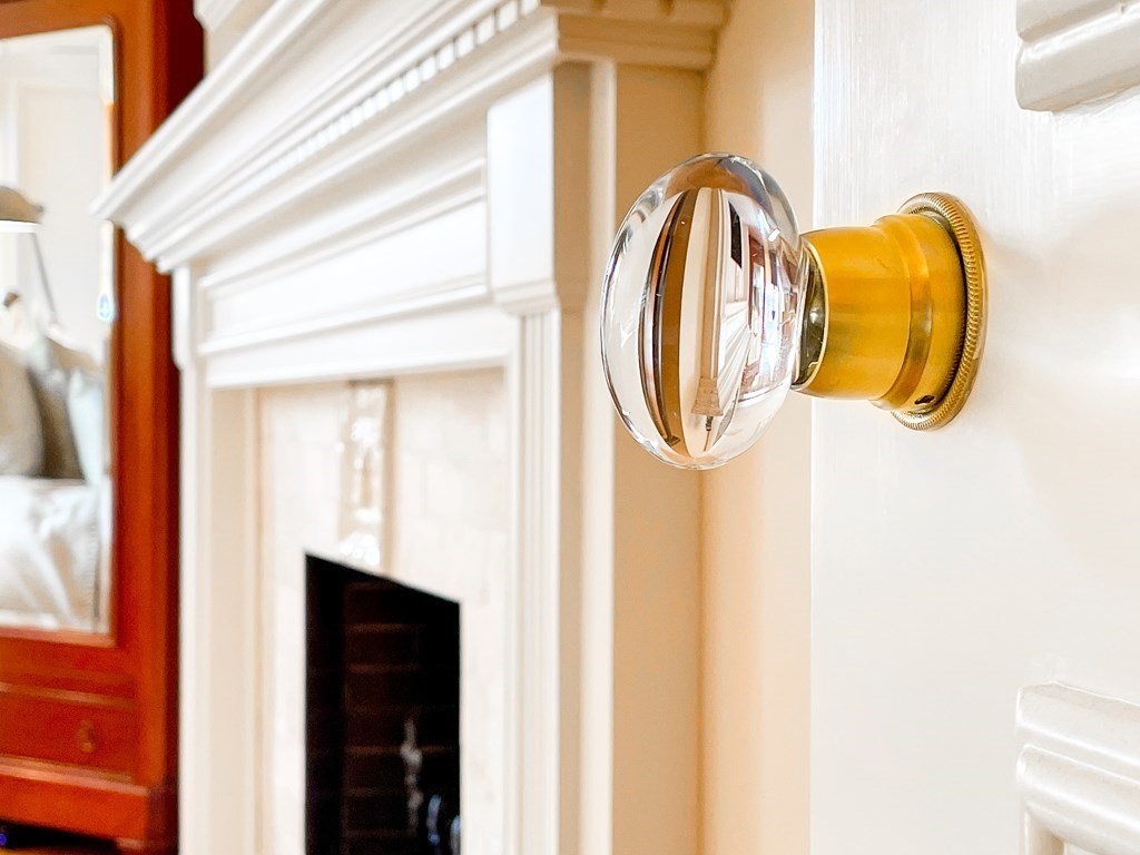 357-359 Beacon Street, Unit 4 Boston, MA 02116 - Photo 18 of 24