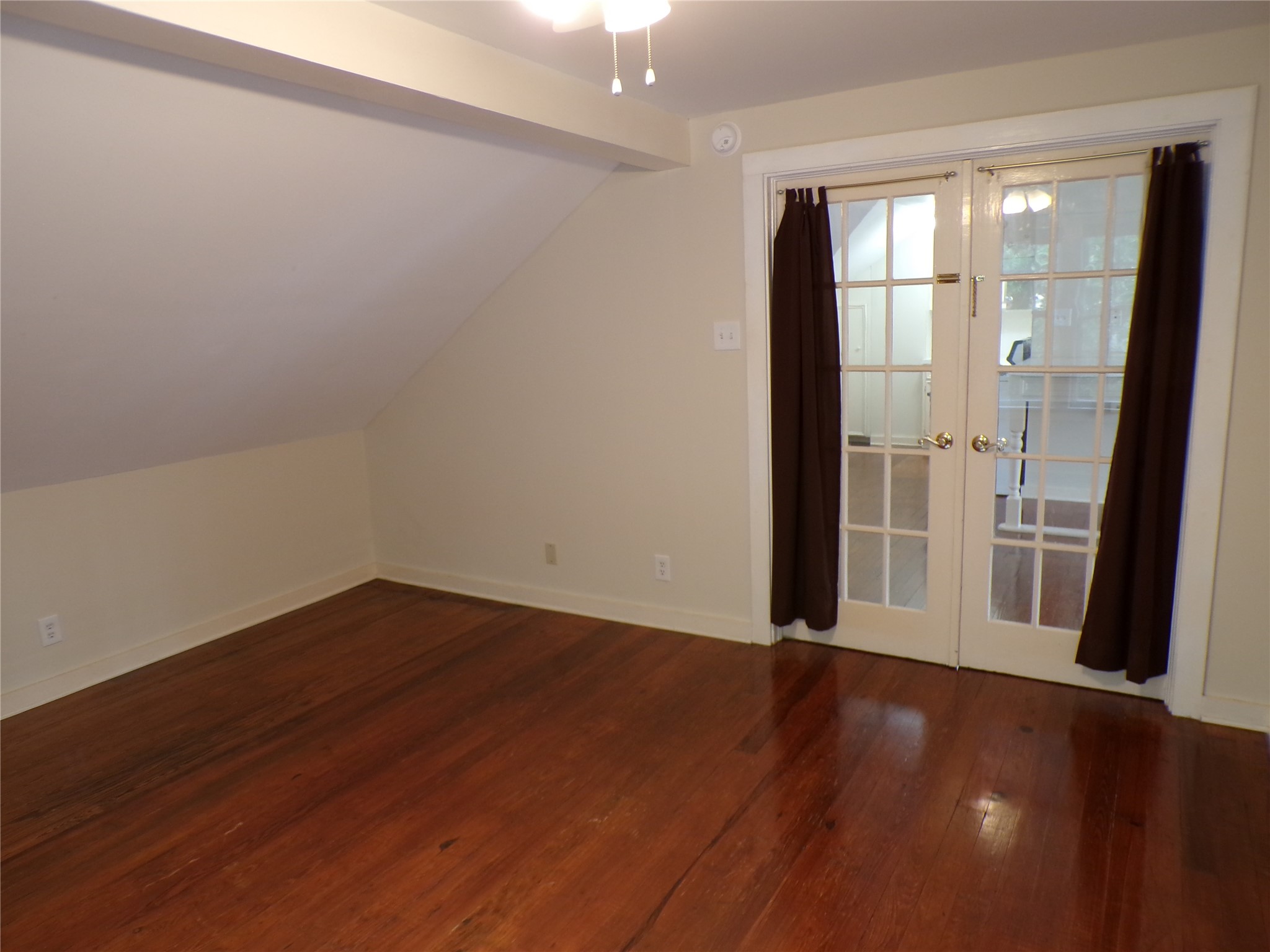 3416 Morrison Street, Unit 9 Houston, TX 77009 - Photo 11 of 38 Bedroom.