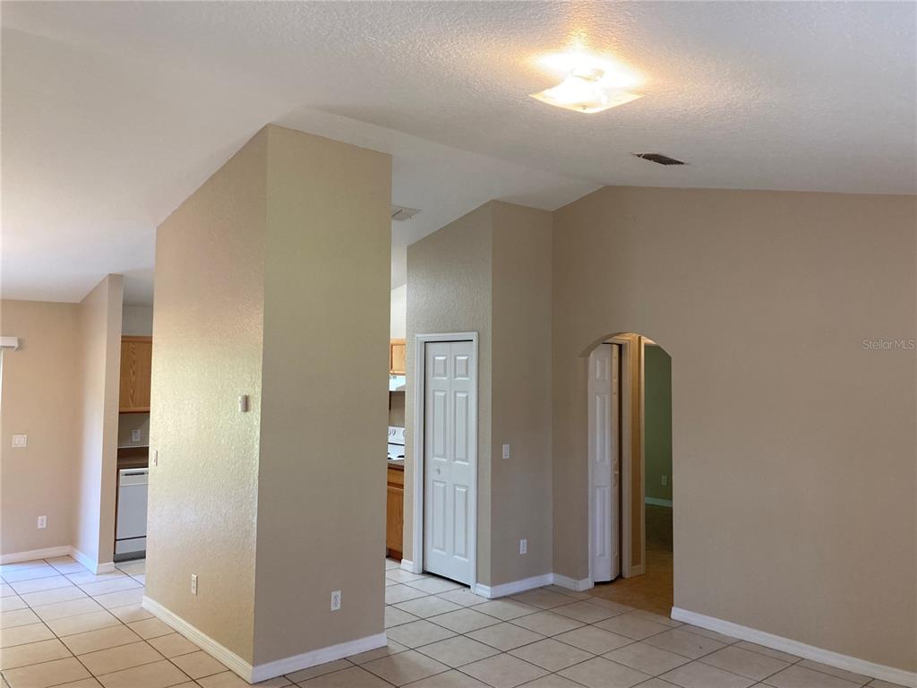 21 Locust Drive Ocala, FL 34472 - Photo 6 of 22