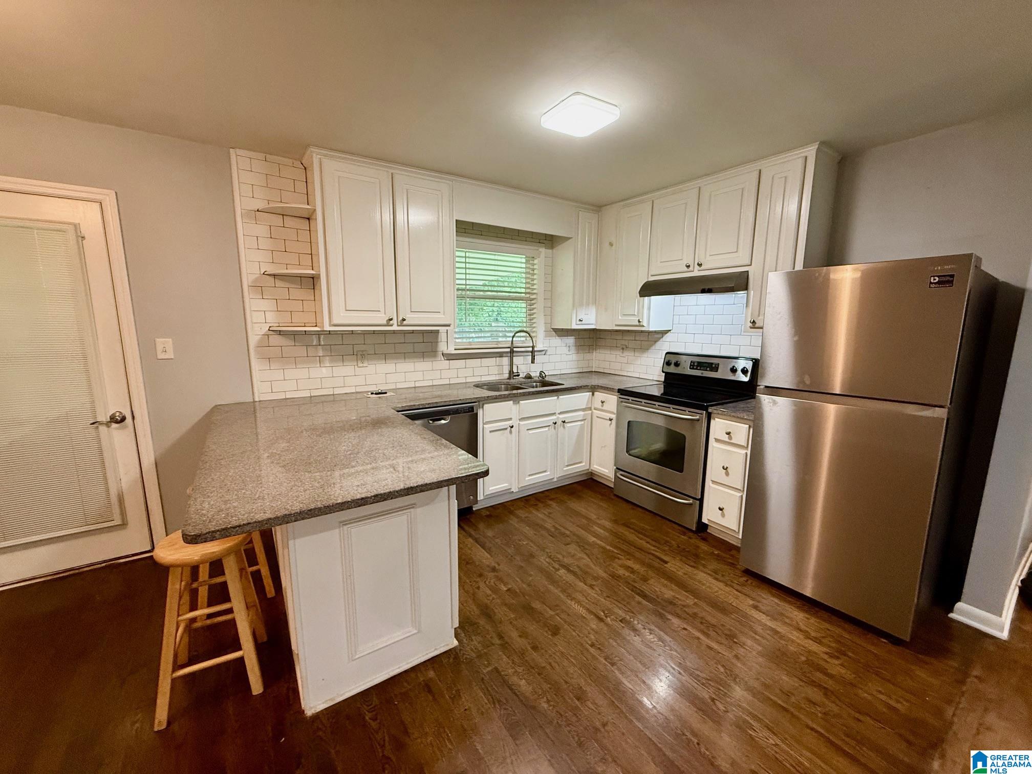 8148 Lyle Avenue Northeast Leeds, AL 35094 - Photo 5 of 16