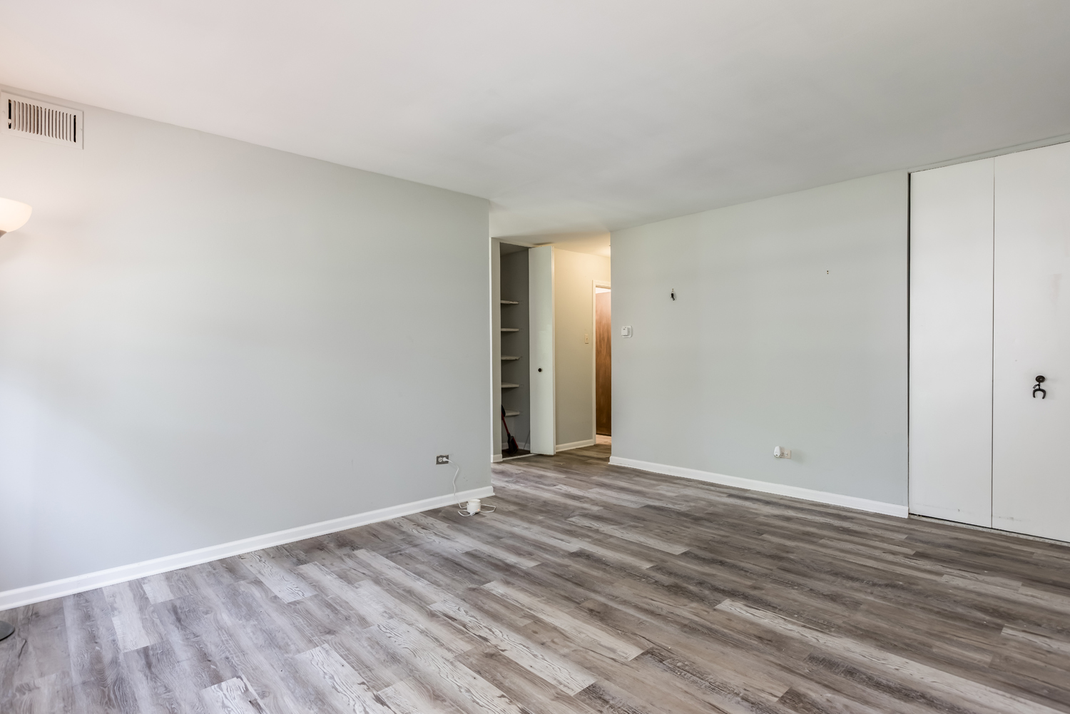 4042 Charleston Road Matteson, IL 60443 - Photo 12 of 27
