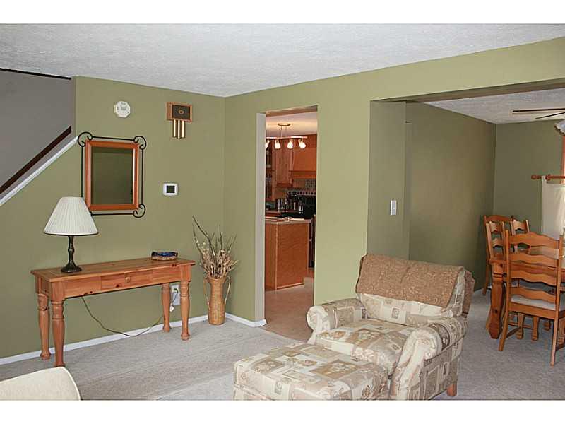 1439 Lansdowne Road Indianapolis, IN 46234 - Photo 2 of 18 Gallery Image 2