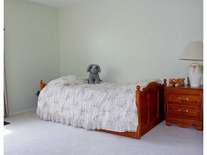 1439 Lansdowne Road Indianapolis, IN 46234 - Photo 14 of 18 Gallery Image 14