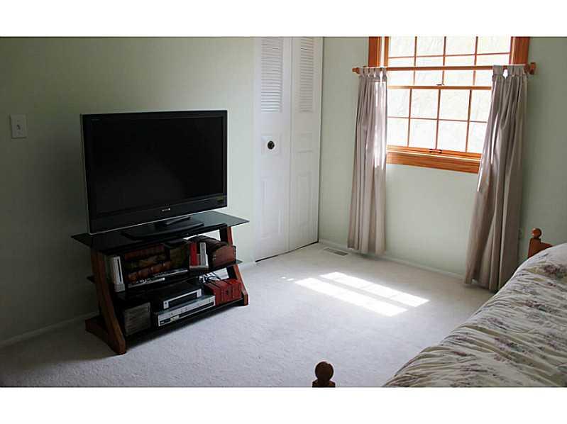 1439 Lansdowne Road Indianapolis, IN 46234 - Photo 15 of 18 Gallery Image 15