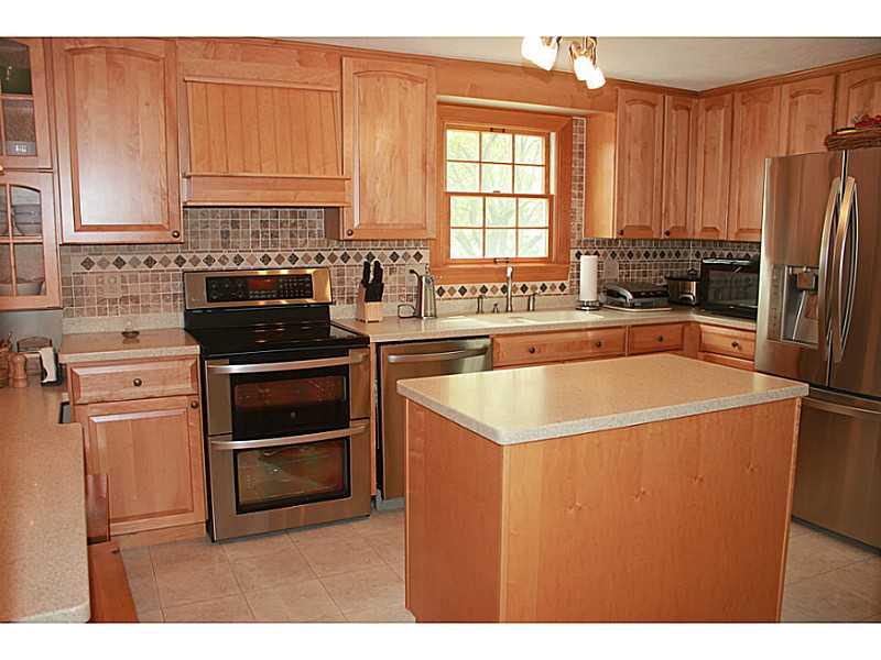 1439 Lansdowne Road Indianapolis, IN 46234 - Photo 5 of 18 Gallery Image 5