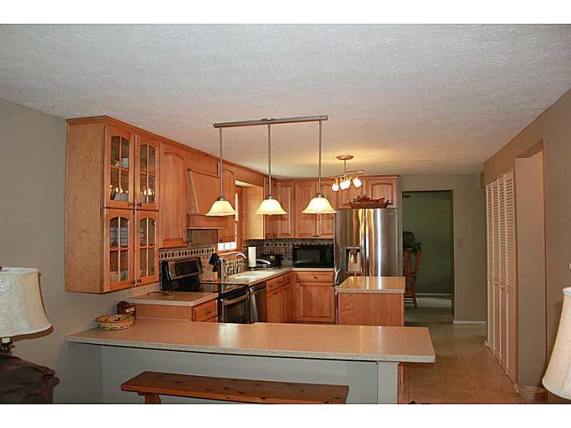 1439 Lansdowne Road Indianapolis, IN 46234 - Photo 6 of 18 Gallery Image 6