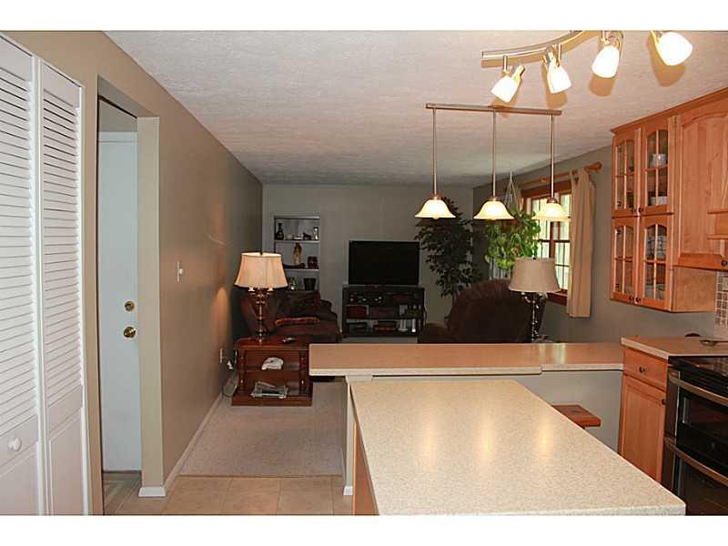 1439 Lansdowne Road Indianapolis, IN 46234 - Photo 7 of 18 Gallery Image 7