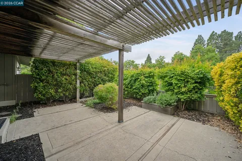$950,000 | 2137 Presidio Court, Danville, CA 94526