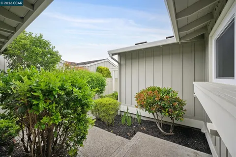 $950,000 | 2137 Presidio Court, Danville, CA 94526