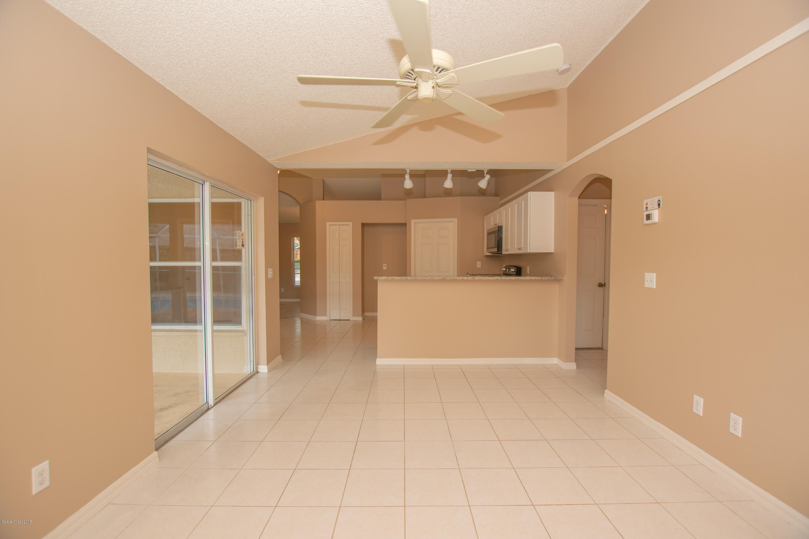 2027 Blue Ridge Avenue Melbourne, FL 32935 - Photo 6 of 29 DSC_0014
