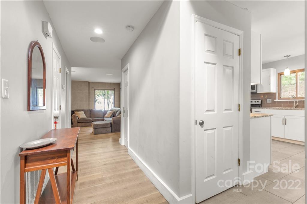 26021 Misty Way Drive, Unit 21 Tega Cay, SC 29708 - Photo 14 of 27 Gallery Image 14