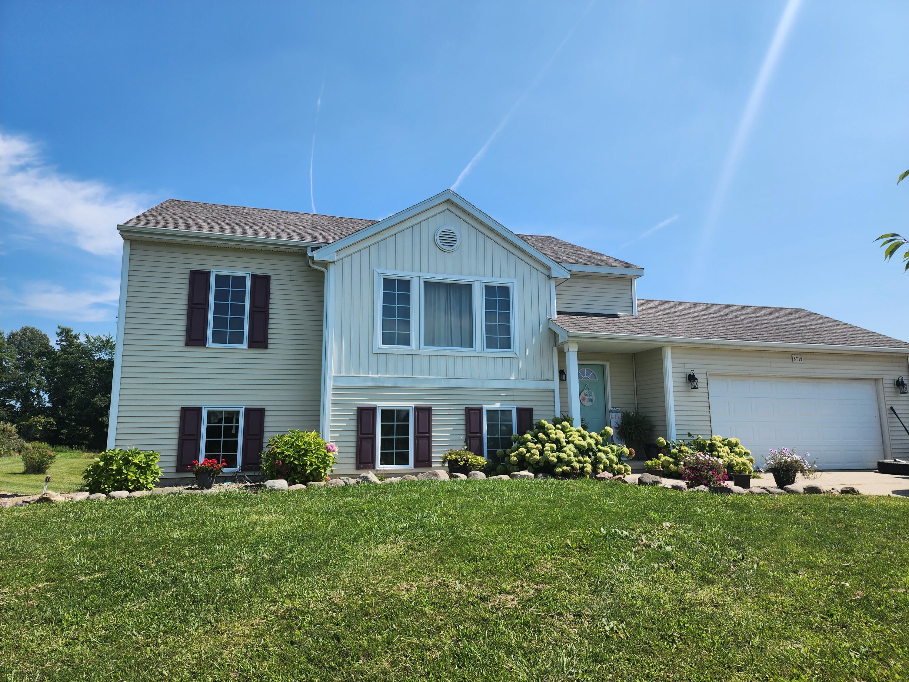 8719 Meadowrue Road Portland, MI 48875 - Photo 1 of 28 20240824_134946