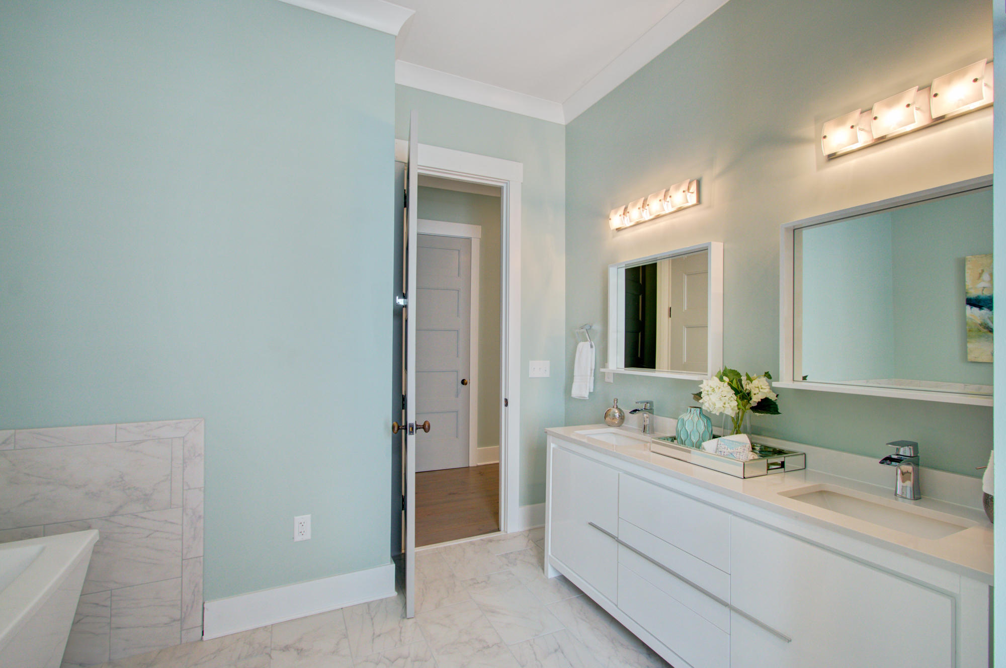 55 Frogmore Road Mount Pleasant, SC 29464 - Photo 23 of 64 Master Suite 1