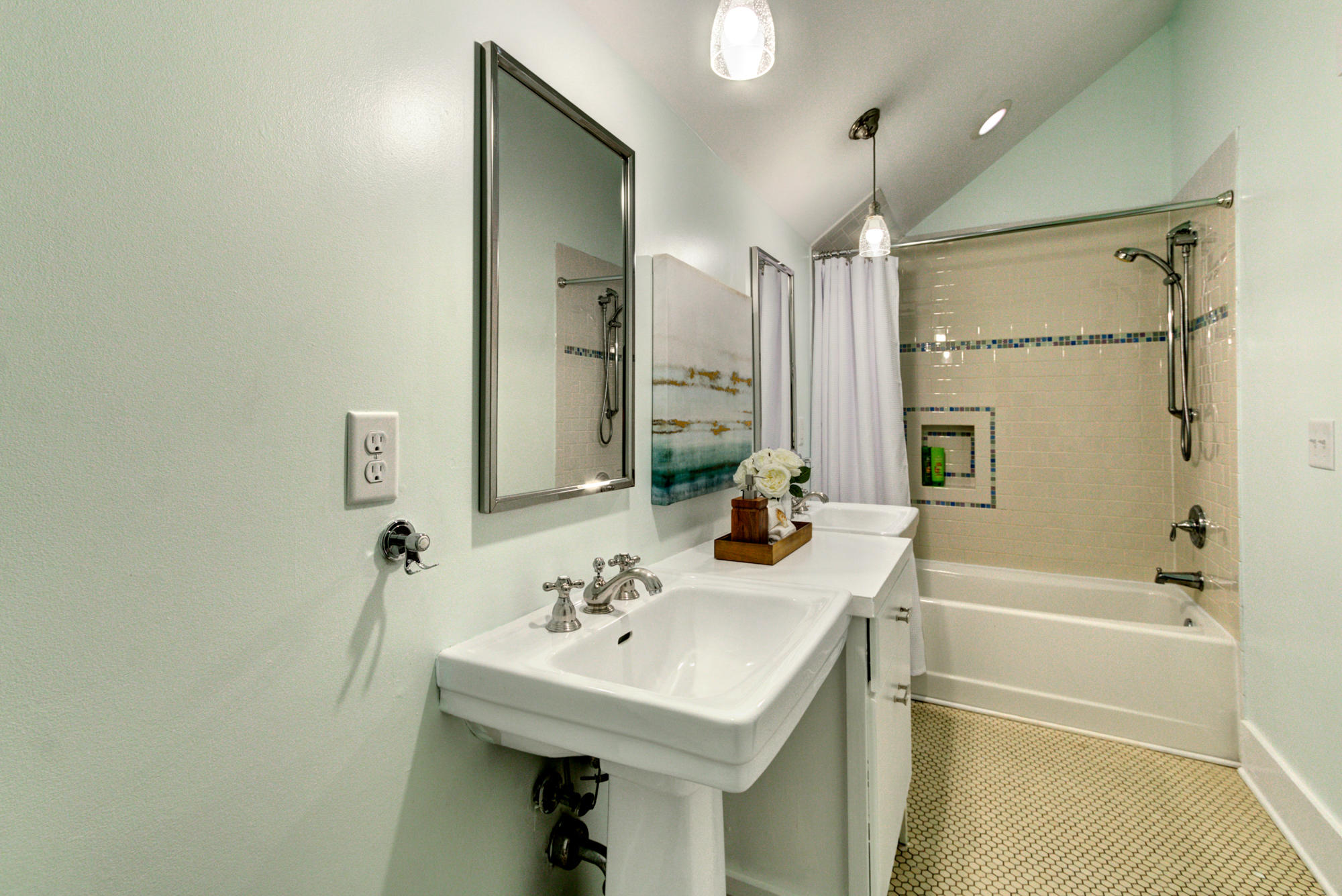 55 Frogmore Road Mount Pleasant, SC 29464 - Photo 33 of 64 13