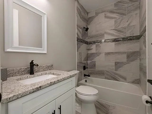 $2,295 | 3373 Eagle Pass Street, North Port, FL 34286