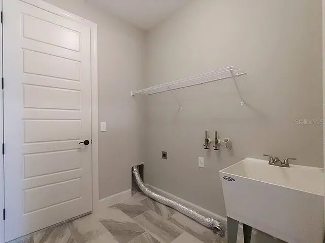 $2,295 | 3373 Eagle Pass Street, North Port, FL 34286