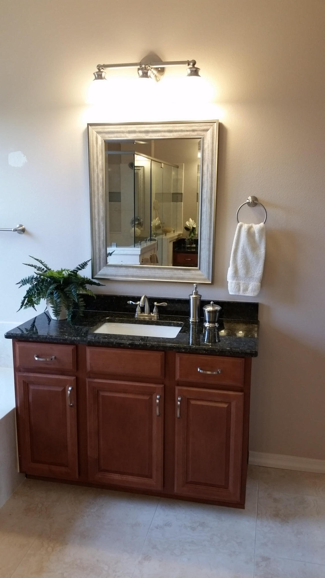 205 Rigdon Court Northwest Fort Walton Beach, FL 32548 - Photo 25 of 48 a kitchen with a sink and cabinets