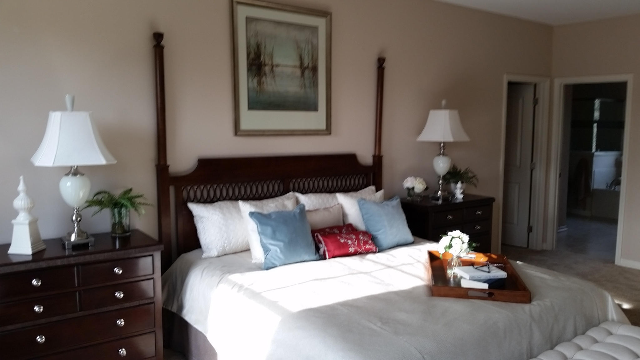 205 Rigdon Court Northwest Fort Walton Beach, FL 32548 - Photo 34 of 48 a bedroom with a bed and a lamp on table