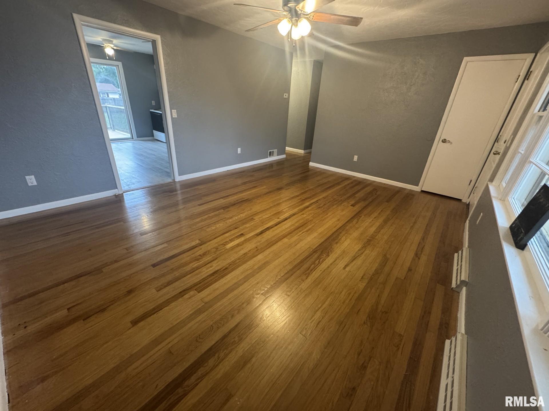 522 South Beach Street Kewanee, IL 61443 - Photo 13 of 28