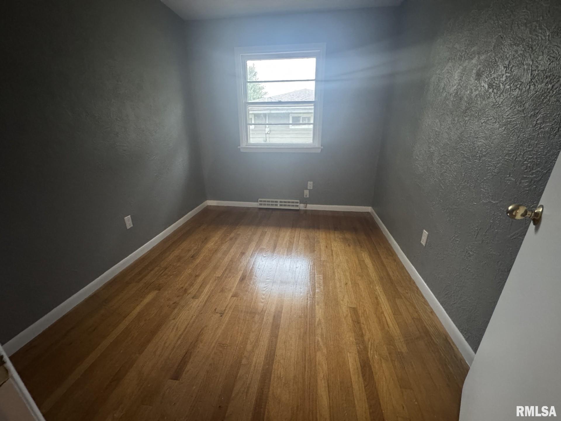 522 South Beach Street Kewanee, IL 61443 - Photo 5 of 28