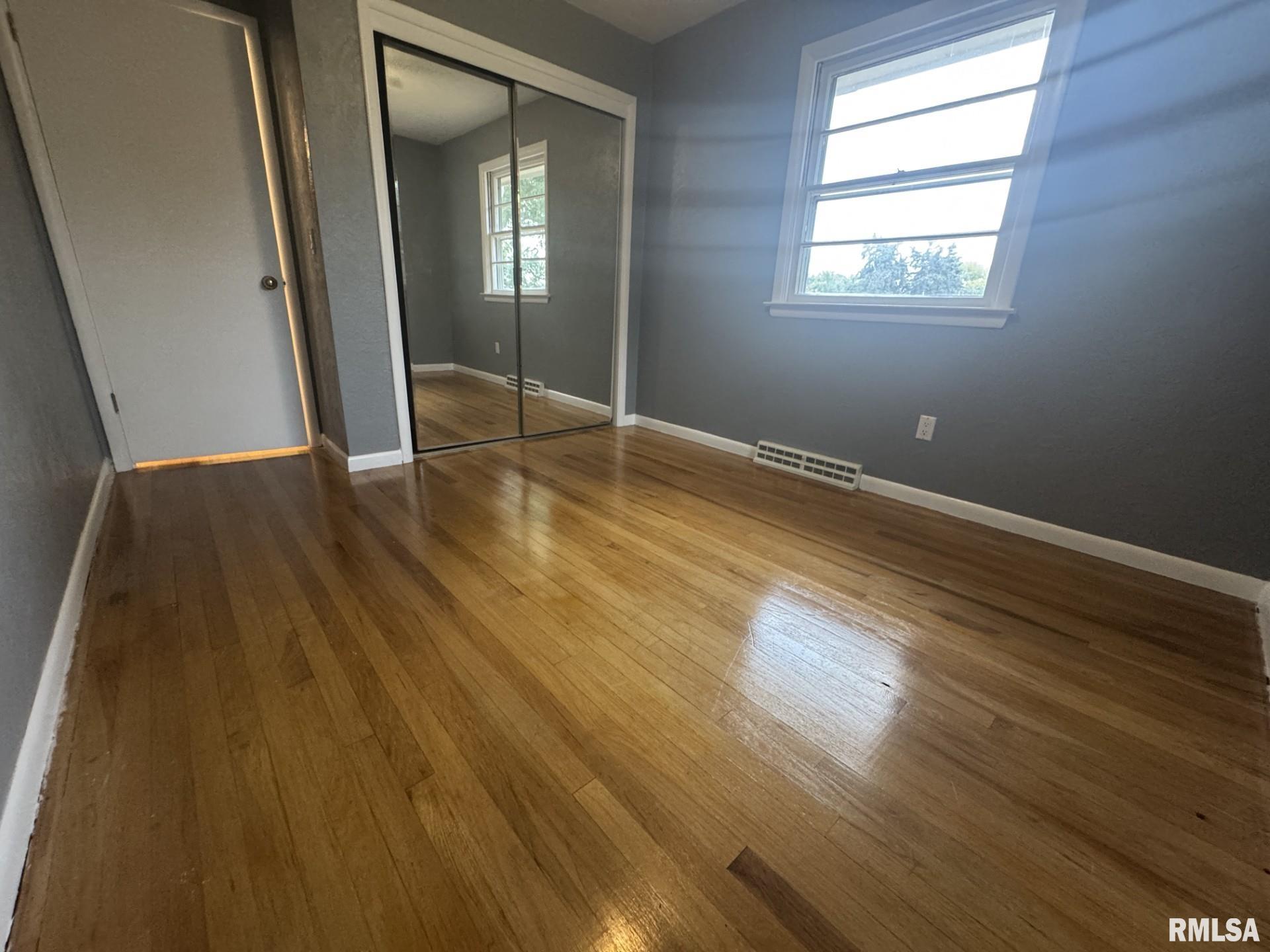522 South Beach Street Kewanee, IL 61443 - Photo 7 of 28