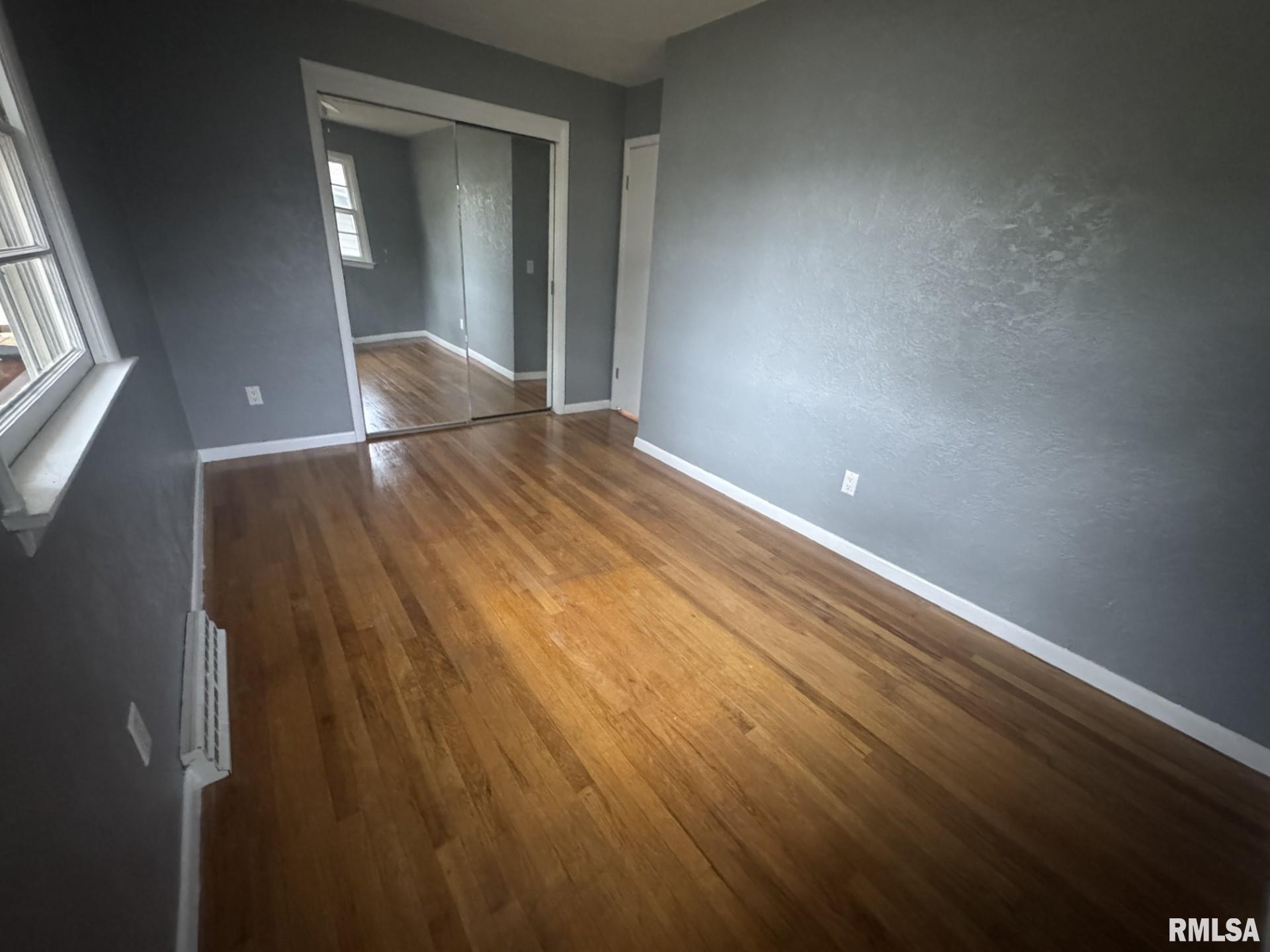 522 South Beach Street Kewanee, IL 61443 - Photo 8 of 28
