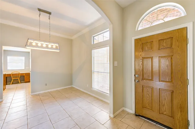 $1,950 | 9822 Memorial Crossing Drive, Tomball, TX 77375