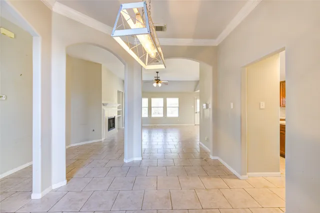 $1,950 | 9822 Memorial Crossing Drive, Tomball, TX 77375