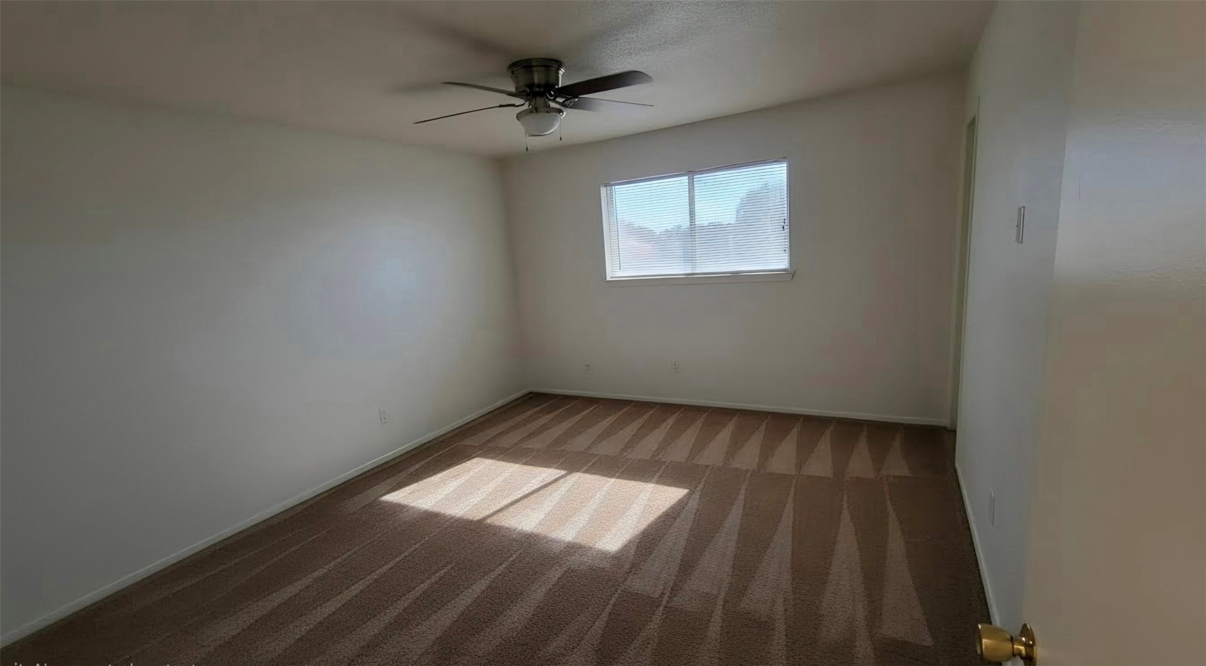 5150 Prairie Ridge Road Houston, TX 77053 - Photo 9 of 13 Master Bedroom