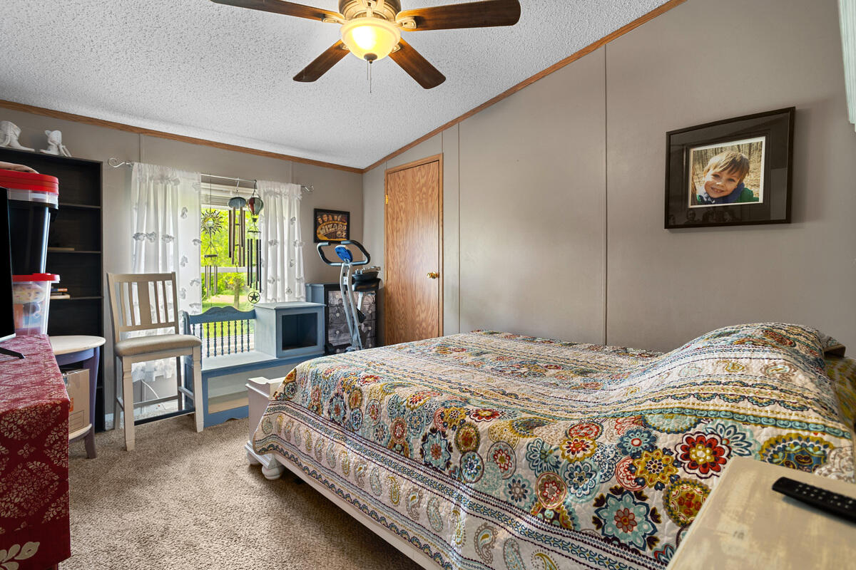 721 Clarendon Road Quincy, MI 49082 - Photo 15 of 22
