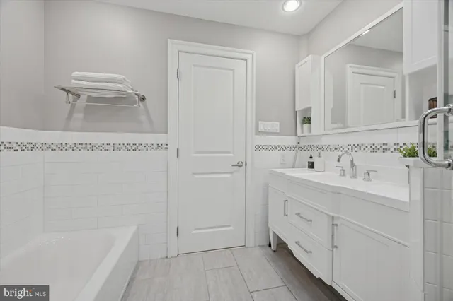 $479,900 | 1615 South Camac Street, Philadelphia, PA 19148