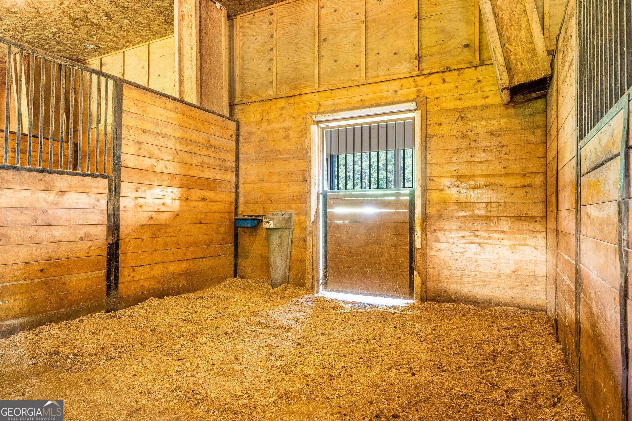 956 Al Roberts Road, Unit A Senoia, GA 30276 - Photo 93 of 132