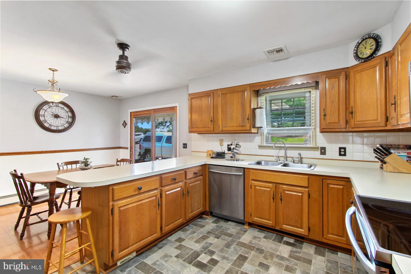 4850 Yorkana Road York, PA 17406 - Photo 15 of 36 Gallery Image 15