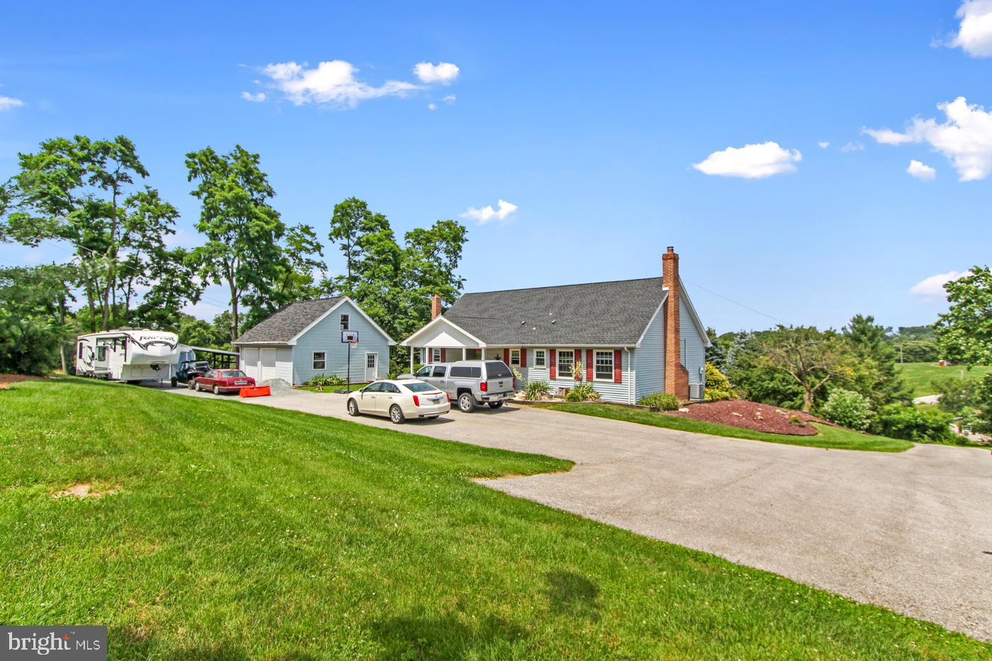 4850 Yorkana Road York, PA 17406 - Photo 3 of 36 Gallery Image 3