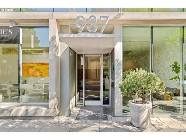 $750,000 | 937 Northwest Glisan Street, Unit 1533, Portland, OR 97209