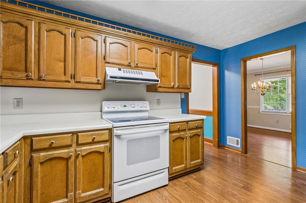 1192 Lakeview Road Grayson, GA 30017 - Photo 26 of 70
