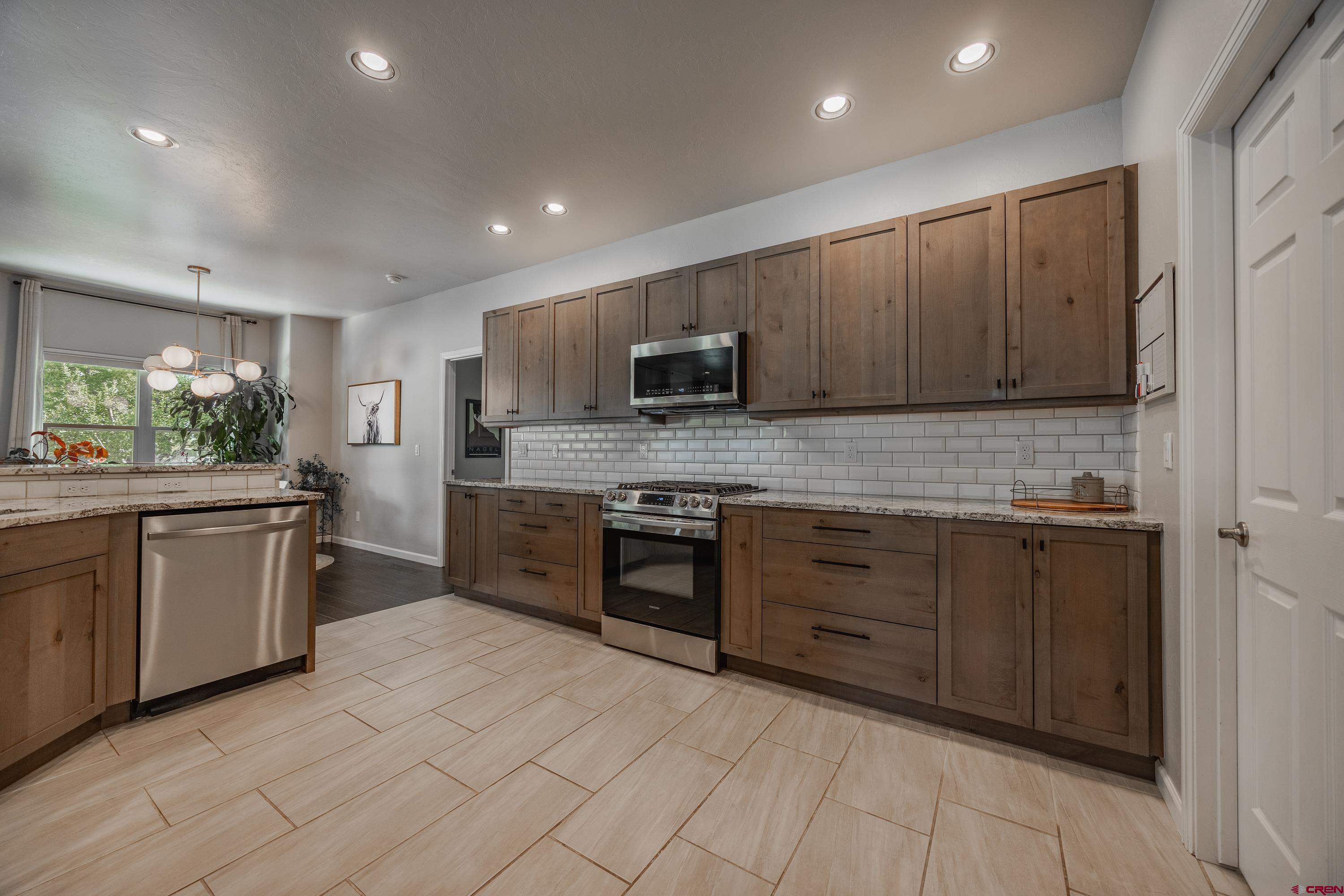 3024 Outlook Road Montrose, CO 81401 - Photo 5 of 34 Gallery Image 5