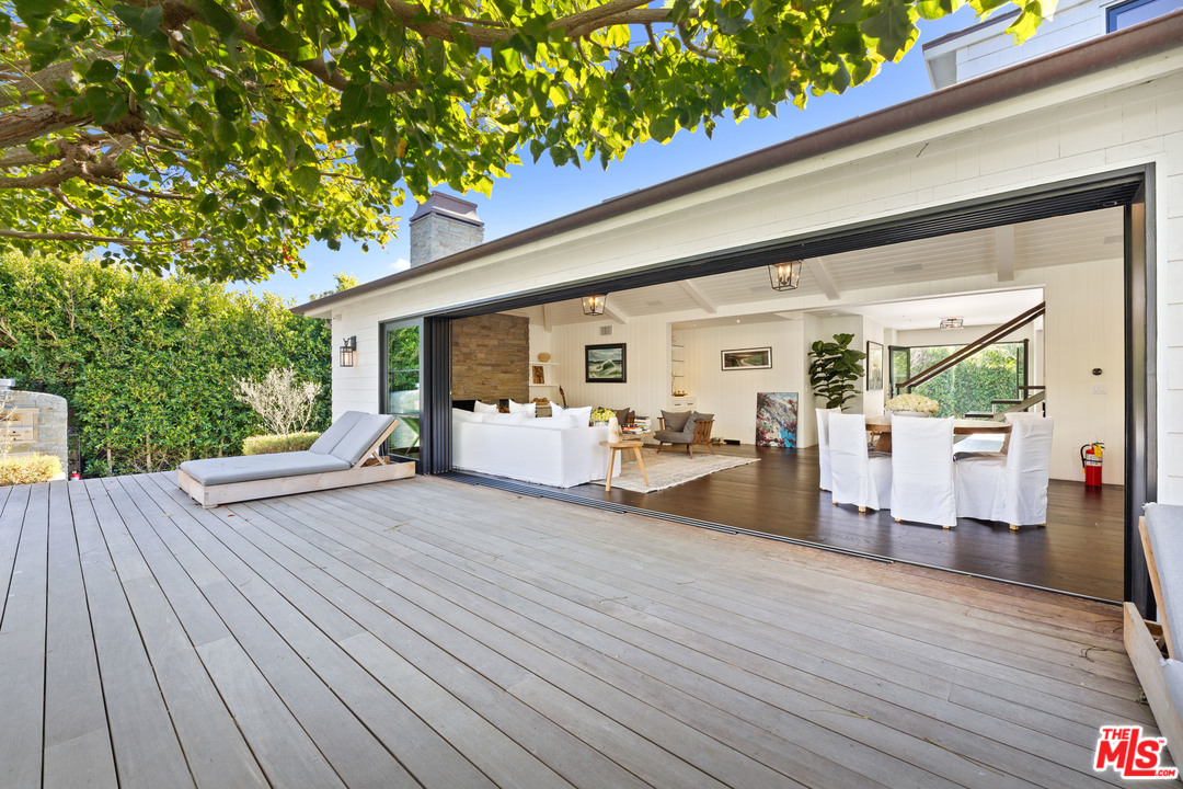 Undisclosed Address Malibu, CA 90265 - Photo 12 of 36